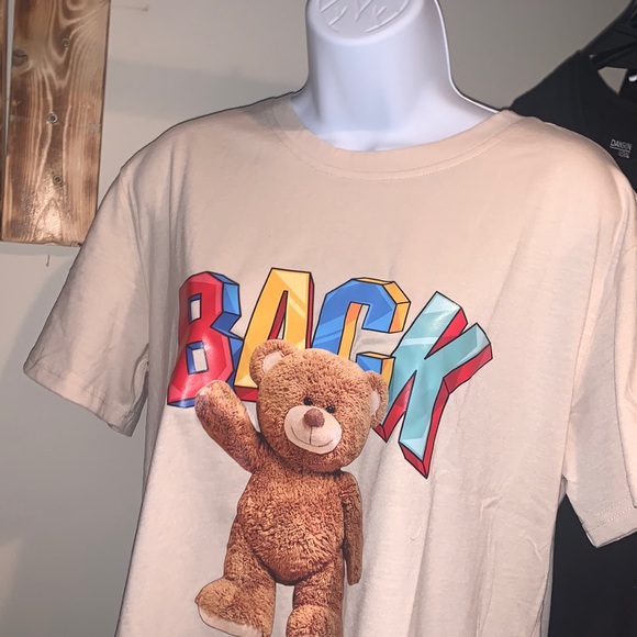 NWT medium unisex 🧸 shirt - Picture 1 of 4
